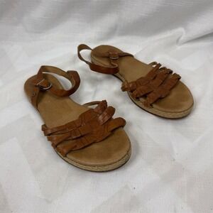 UGG Women's Larisa Leather Sandals Brown Size 8 Casual Summer Flats‎